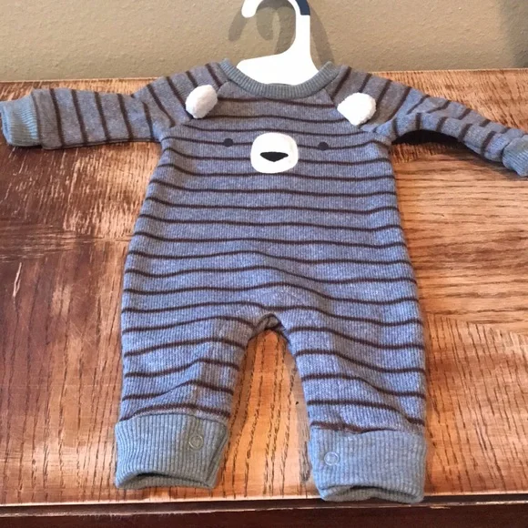 Newborn 6-9 lb new - Picture 4 of 4